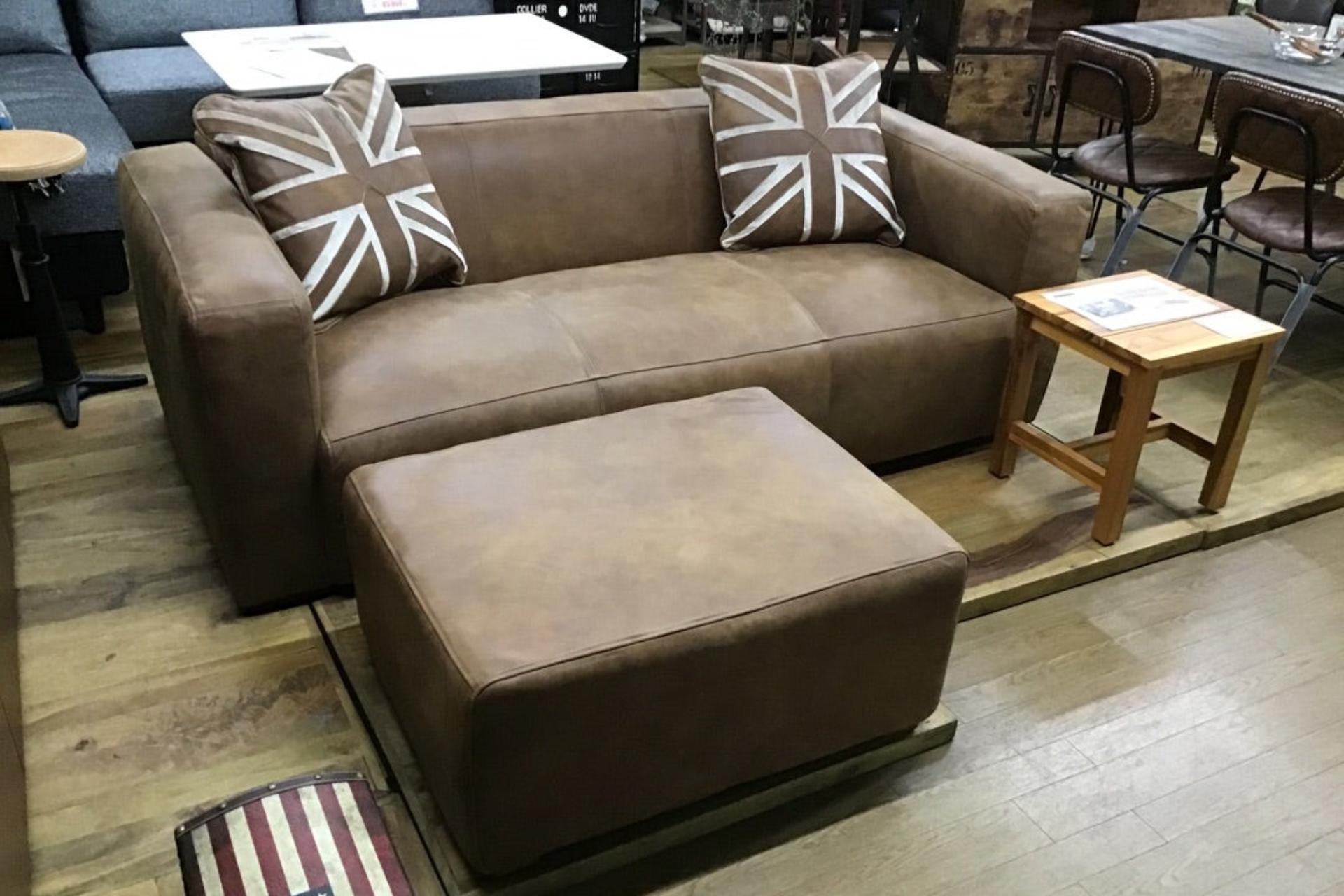 ソファーの画像